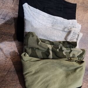 Old Navy Kids Black, Gray, and Camouflage Leggings Set